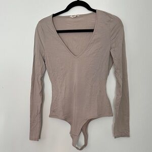 [Madewell] Long Sleeve V-Neck Bodysuit